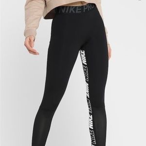 Nike Women's Pro Sport Distort Training Leggings (Black)